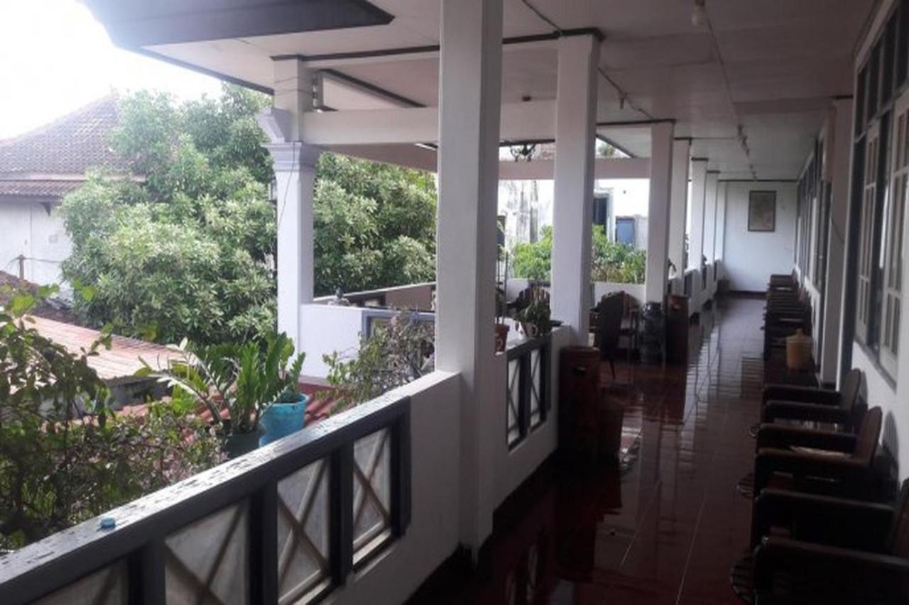 Hotel Airlangga Mataram Luaran gambar